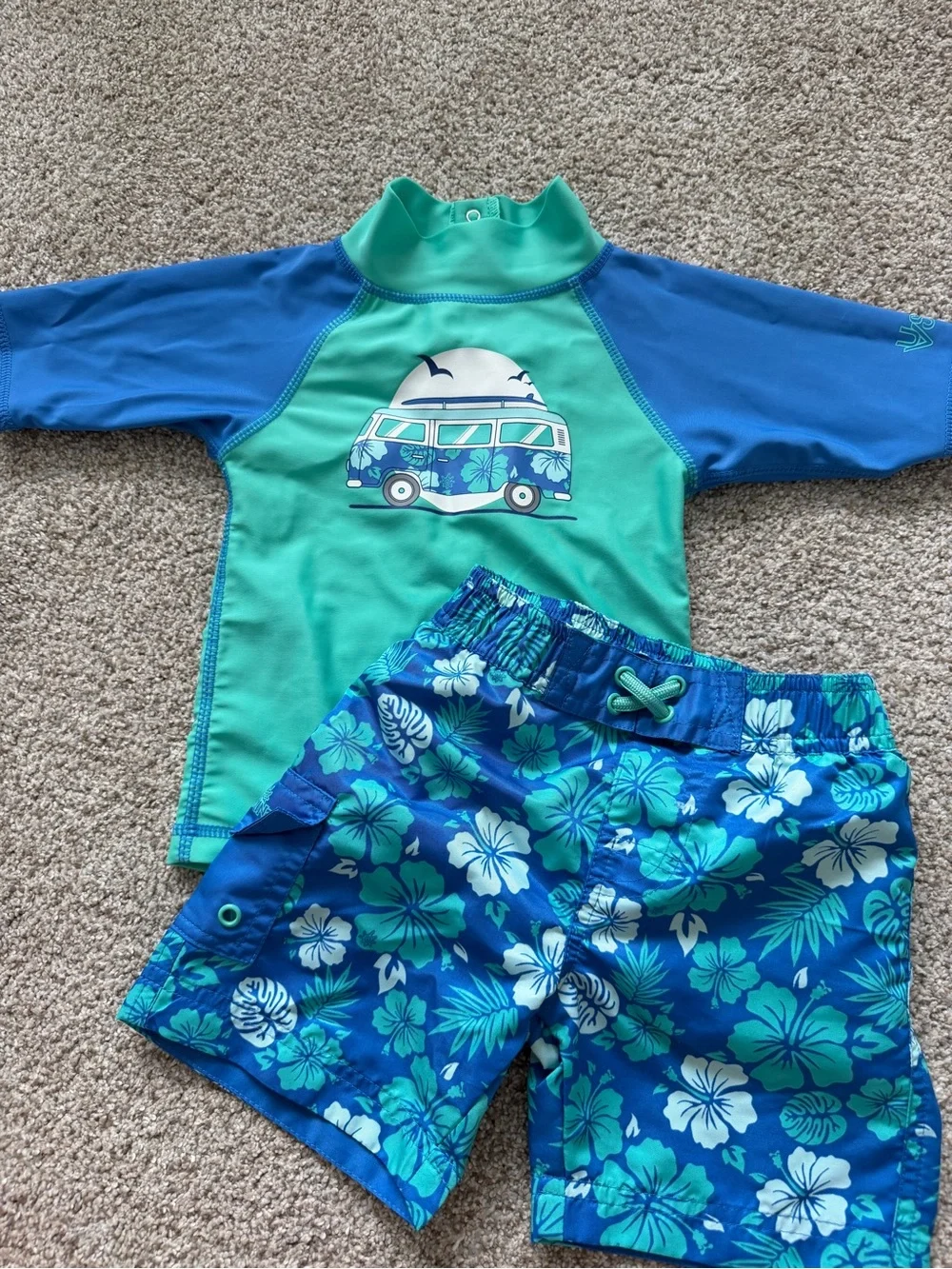 UV Skinz 50+ UPF Two Piece Swimsuit Blue Floral Surfer Van